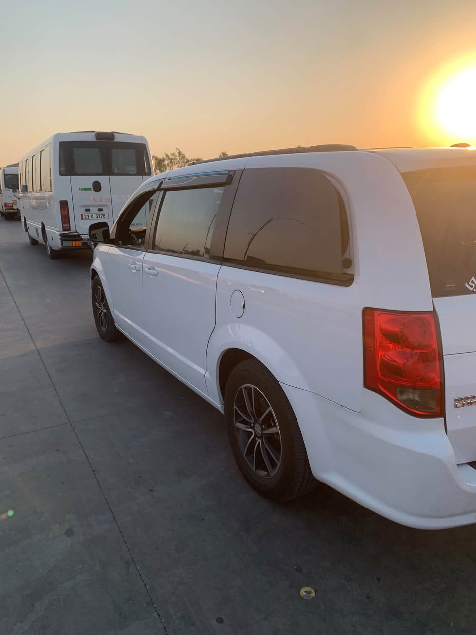 🔥🚐 دودج كراند كرفان 2018 Gt PLUS 🚐
🖼️ هيتر بالمري 

هيتر ستيرن 

هيتر كشنات

كشتات سكن +وسائق كهربائي 

🔦لايت. منظومة زينون. اصلي 300$

منظومة غاز 🛢️ ايطالي 80لتر 

جوه كشنات 

📺 شاشة دشبول 

+ شاشة سقف خلفية

🖥️ شاشه قلاب📟 (مسجل)

هارد خزن سرعه  +وخريطة  +وتحديد مساره   +سرعه. رقمي.   وجميع تفاصيل يخص سياره. 

عداد سماعات 🔊 10 دمام بلادي 

فراس ارضي +فرس سقف طويت 

📸 كاميرا خلفيةبلاد 

🌅 برتات بلادي   4باب. وسمجات 

🚪 أبواب كهرباء + جنطه كهرباء🪟 اوتو 

سكليتر. جك. كهرباء ⚡️ 

مخرج اوكس 2 +مخرج كهربائي ⚡️ + جداحه +فيش شاشة 📺 ربط خارج سياره وتحكم من مسجل (بلادي) 

❄️ 3 قطع تبريد ثلج

🛋️ كشنات جلد +خط احمر 

💺 كشنات سياحي

🎛️ تحكمات ستيرن

🚘 كنترول مثبت سرعة

🌪️ مروحة إضافية + برمجة مراوح

🌡️ ولف حماوة 82 — يعني انسى الحماوة 🔥❌

🔧 تخم بلكات بلادي +شركه نوزل شركه 

🛞 تخم تاير جديد +باتري 🔋جديد 

🚪 أبواب + جنطة كهرباء ⚡

🔩 مكينة + كير  مكفولات 

📋 رقم سليمانية باسمي — شرط التحويل ✅

📞 ***********

 195$

📍 كركوك

