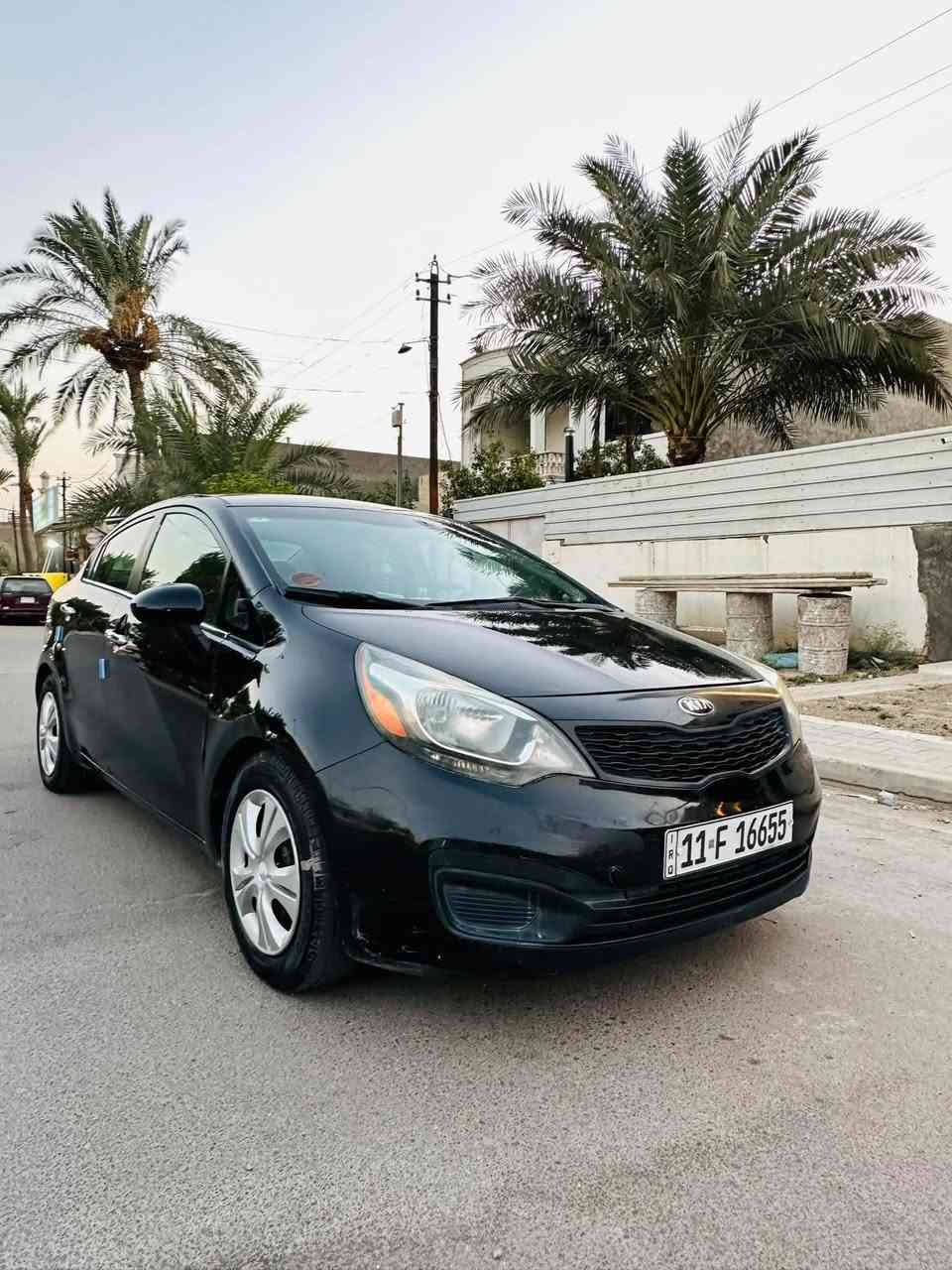 للبيع كيا ريوو 2014 
رقم بغداد الجديد 
هزه جديده سنويه جديده بأسمي 
محرك 1600
كير AT
تخم تاير جديد تبريد ممتاز 
تحكمات ستيرن جهتين 
داخل بيجي واسود ودوشمه كشنات
ماشيه 80 
سياره كلش كلش جديده 
كتلوكات الشركه بيه
مبولشه بالجديد
طخته من امريكا بابتين اليسره فقط
السعر 85 ورقه 
مكاني الغزاليه 
***********
