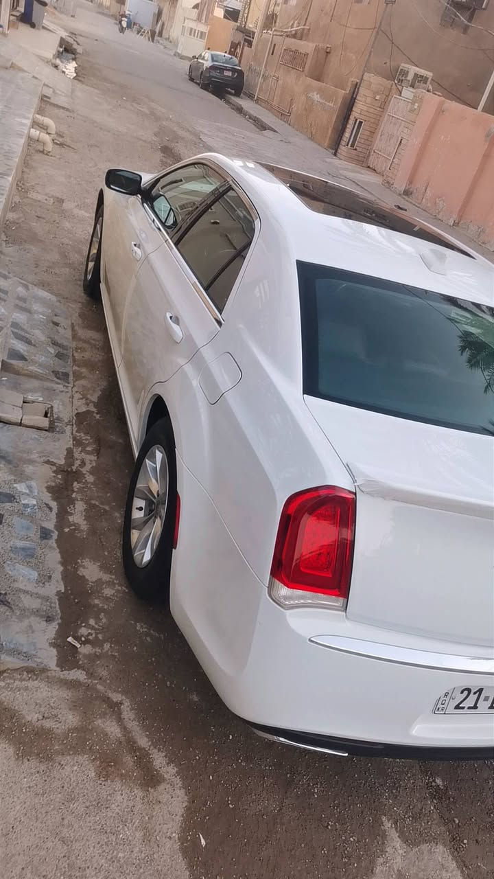 السلام عليكم اوباما ٢٠١٦ فول مواصفات رقم شمالي سليمانيه
السعر ٢١٨ 

فتحة تشغيل عن بعد

كرسي كهرباء عدد ٢

كشنات تدفئه تبريد

حساس أمامي خلفي

شاشه كار بلي كامرا دواره بجم كبس

ويل مكسيكي اسياره مال بيت بشرط اي خط مامشتغل بسمي فقط بيها جملغ خلفي كلير بدون ضربه بشط سياره لابارد ولا شخط ولافتح وتبديل ولا رصحه كير مكينه كفاله عامه سياره كلها كفاله عدا جاملغ خلفي فقط كلير

بسمي شخصيا مابيها نقص برغي واحد من تاير وصدر كله جديد سياره ع وضع شركه رقم الجوال ***********
