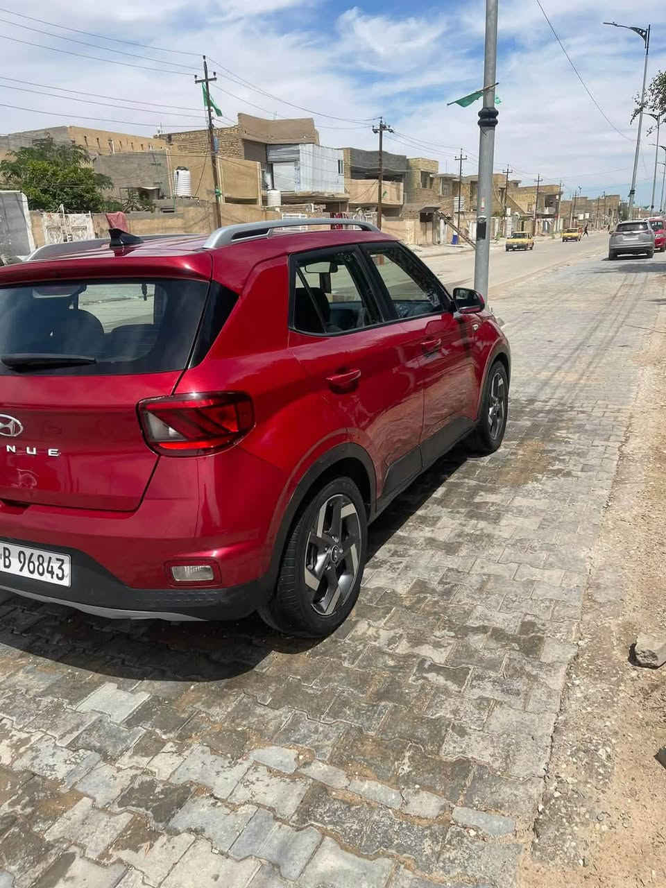 ﷽
للبيع فقط…
نضيفه وبسعر البلاش 
هيونداي فينيو (HYUNDAI VENUE) 2022
ضرر واضح بلصور المرفقه بلمنشور 
رقم شمالي - اربيل شرط التحويل 
المواصفات….
🚘 سلايت
💡 أشاير بالجاملغ
🎛️ تحكم ستيرن جهتين
🛣️ مثبت سرعة
📍 تحديد مسار
🤖 قيادة ذاتية
📺 شاشة كبيرة تدعم أندرويد أوتو + كاربلاي
🔌 منافذ شحن USB + Type-C
🎙️ أوامر صوتية
❄️ تبريد شاشة
⚙️ ثلاث وضعيات قيادة
💡 ليدات أمامية + خلفية زينون أصلي
📷 كامرة خلفية دوارة
⚠️ تحذير تصادم
📡 رادار أمامي
📡 رادار خلفي
📡 رادار جانبي
🛑 توقف ذاتي أمامي + خلفي
👁️ نقطة عمياء بالمرايا
🔒 تراكشن مانع انزلاق
🛞 ويل كب قياس 15
🖥️ شاشة أعطال
🛞 حساس تايرات
🛑 بريك 4 دسك
🔧 محرك 1600 دبل نوزل اقتصادي جداً
📱 باقي المواصفات بالشاشة
✨ السيارة جديدة بمعنى الكلمة

📮 السـعـر  110$ وبيها مجال 

مكان تواجد السيارة: بغداد
رقم صاحب السيارة ***********
مكلف بالنشر

