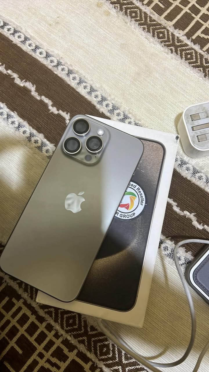 15 برو ماكس بطاريه85 كامل ملحقاته ماستر نضافه100/100 تقره بلحاسبه سعره مليون75

17برو ماكس بطاريه100 جديد ايسم شريحه الكترونيه
استخدام قليل عدد دوراته45دوره سعره مليون 700
كامل ملحقاته
تواصل خاص او تصال
***********
