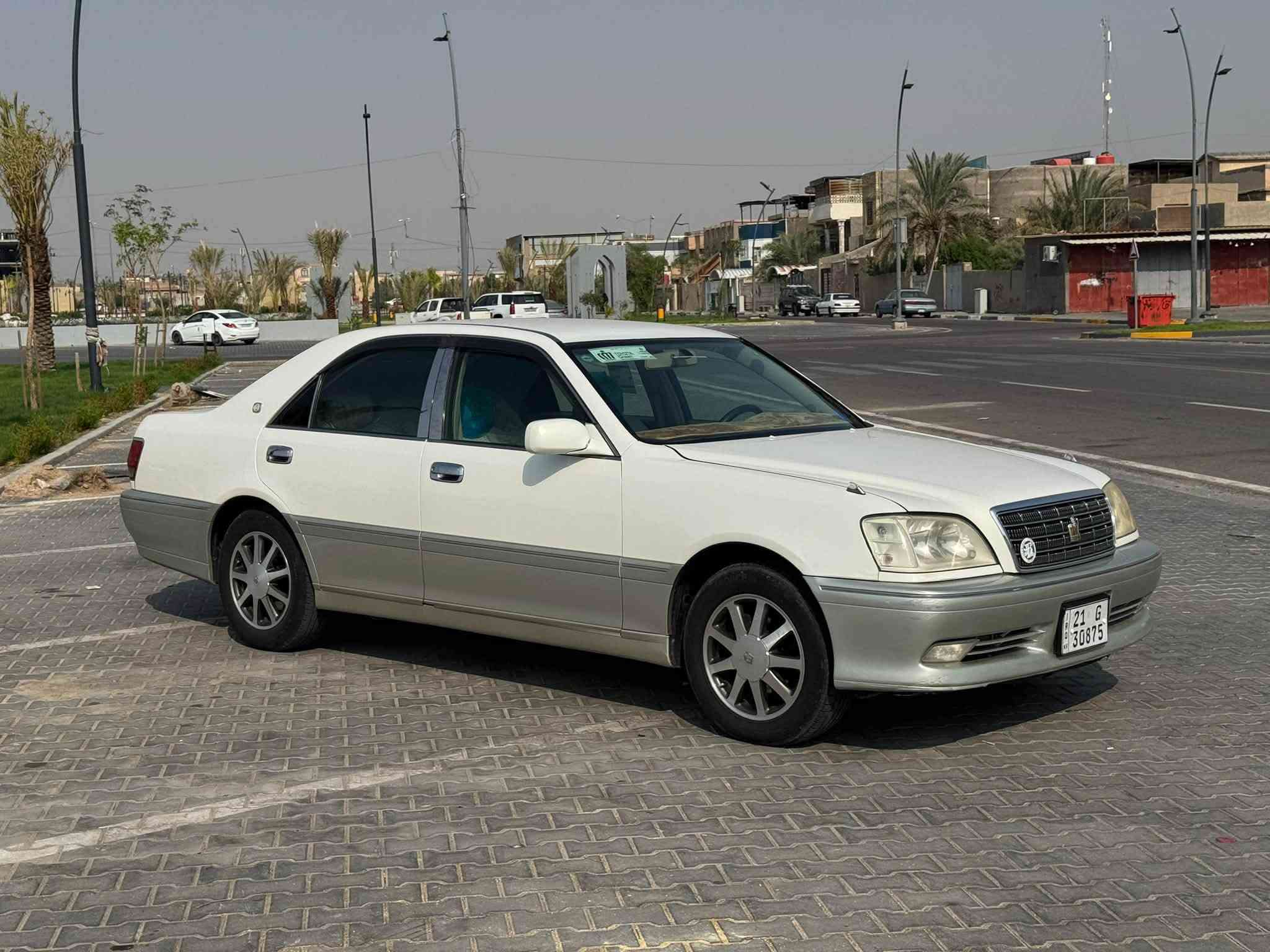 سلام وعليكم سياره جنون  2002رقم سليمانيه تحويل ثاني يوم تريد وكاله تريد تحويل ٣دكم محرك ديفور الجبير السياره جاهزه تبريد ثلج حداديه تخم تاير جدد السياره بيه قطعتين صبغ فقط البقيه كفاله من الكص والنقل  السعر 115 وبيه مجال مكاني البصره ياسين خريبط . الرقم ***********
