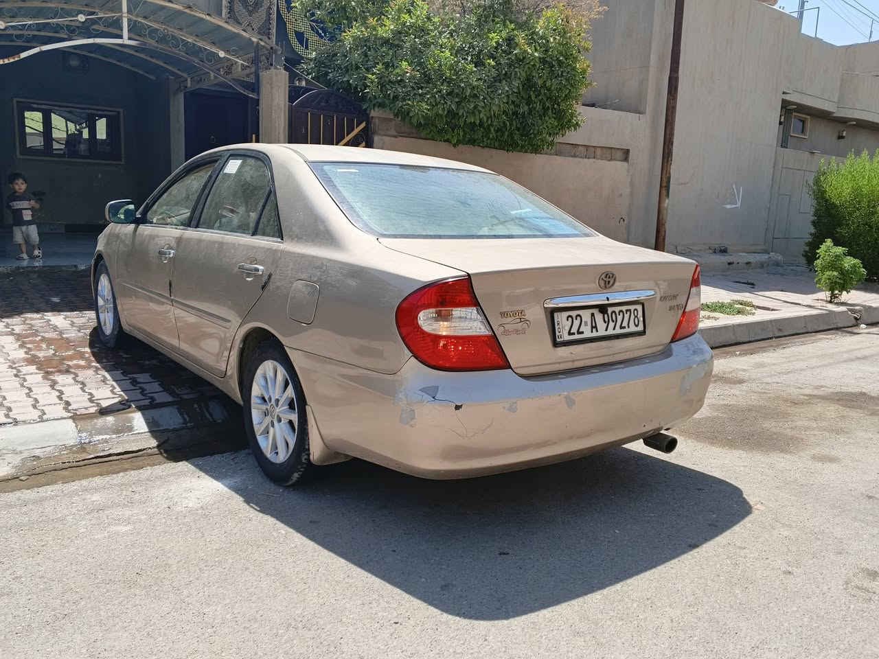 سلام عليكم كامري للبيع 2002 كراند فول محرك 6 سلندر 3000 سياره جاهزه مال بيت كير محرك خير من الله تخم تايرات سياره مابيها نقص تبريد تدفه بالشرط  بيها جاملغ السايق مبدل فقط بدون دواخل وبدون معجون السعر 75 عنوان كركوك ***********
