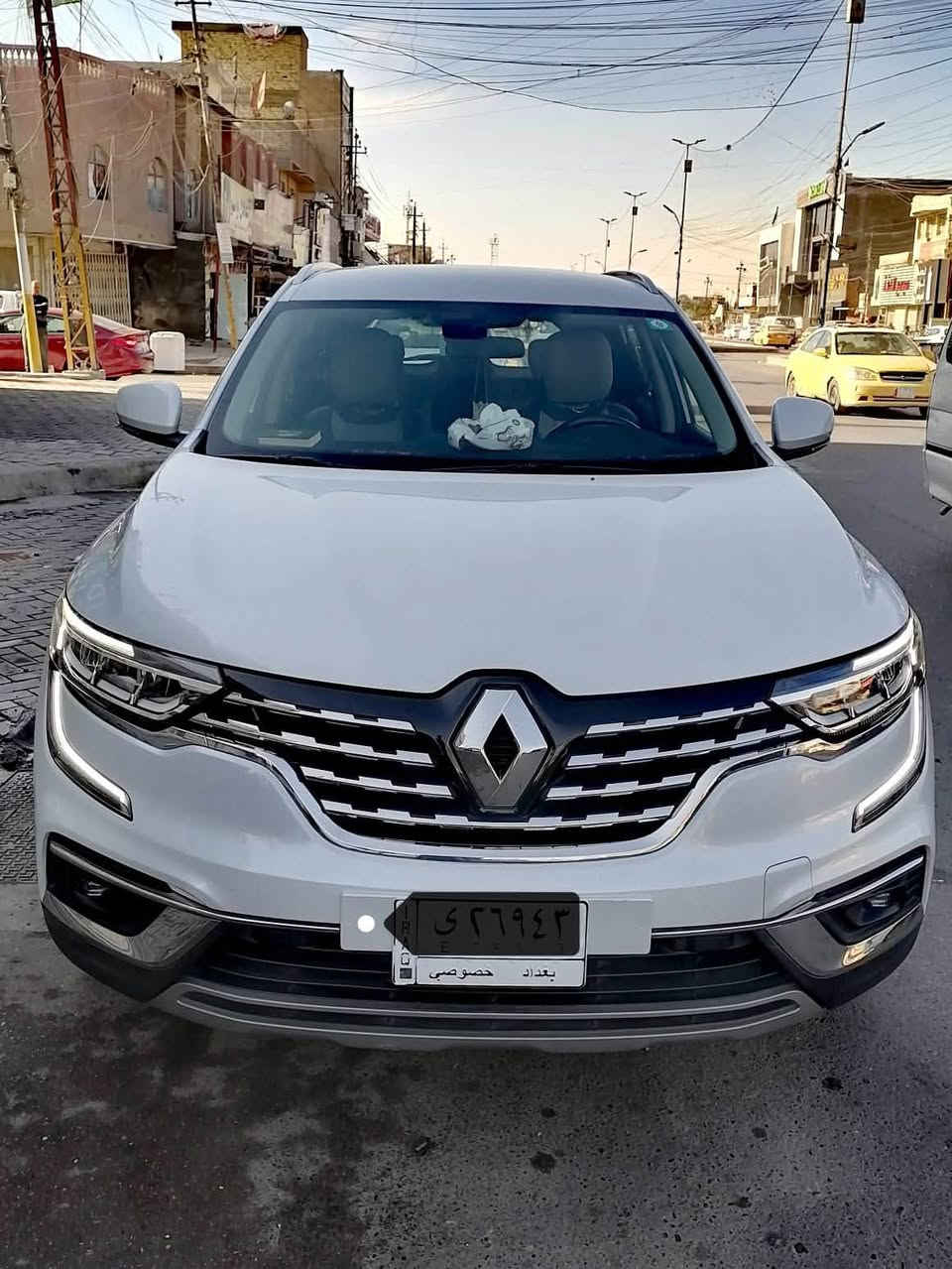 السلام عليكم رينو كوليوس موديل ٢٢نص فول سياره نضيفه سعرها ١٧٠وبيها مجال اي استفسار هاذ رقمي ***********

