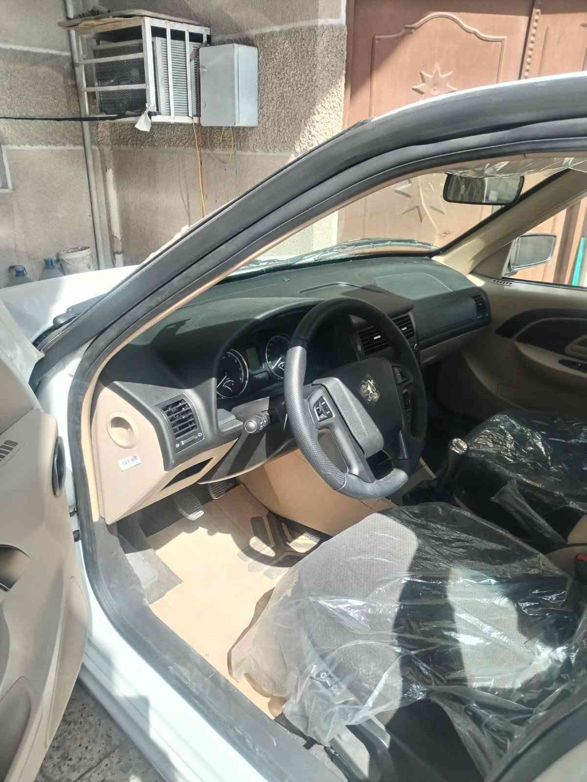 🚘🔥 للبيع بيجو بارس 2026 — زيرو من الشركة 🔥🚘

بيجو بارس 2026 
السيارة زيرو بالكامل، طالعة من الشركة للبيت مباشرة، ما ماشية وبدون أرقام.

🔹 المواصفات:
• موديل: 2026
• المحرك: 1.8 لتر XU7P
• 4 سلندر
• القوة: حوالي 97 حصان
• العزم: 146 نيوتن متر
• ناقل حركة: عادي 5 سرعات
• دفع أمامي
• سعة خزان الوقود: 66 لتر
• سرعة قصوى: حوالي 185 كم/س
• تكييف
• ABS مانع انغلاق الفرامل
• وسائد هوائية
• زجاج كهربائي
• مرايا كهربائية
• قفل مركزي
• شاشة وبلوتوث حسب الفئة
• حساسات ركن وكاميرا خلفية حسب التجهيز

✨ حالة السيارة:
✅ زيرو من الشركة
✅ ما ماشية
✅ بدون أرقام
✅ غير مسجلة
✅ كلشي جديد ونظيف
✅ طالعة من الشركة للبيت مباشرة

📍 الموقع: بغداد

💰 السعر: 87 ورقة قفل 🔒

📞 للاتصال:
***********

💬 للمراسلة واتساب فقط:
***********

🔥 السيارة للجادين فقط، والمعاينة متاحة.
