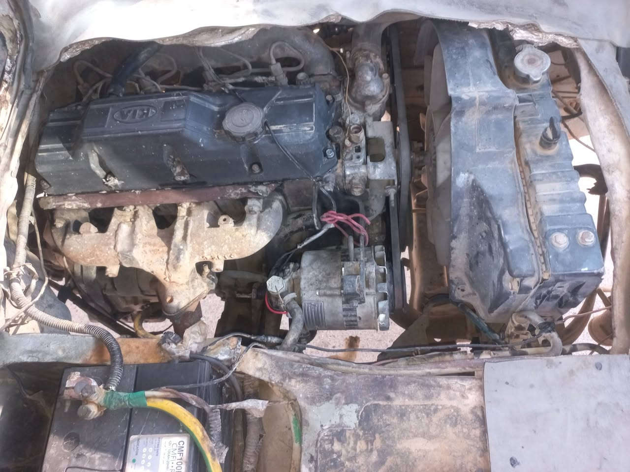 السلام عليكم كيه بسته للبيع مديل ٩٣ بسمي مصفره هيه ومرور محرك وكير خير من الله سنويه ل ٣٠ تخم تاير جديد واسط كوت السعر اتصال ***********
