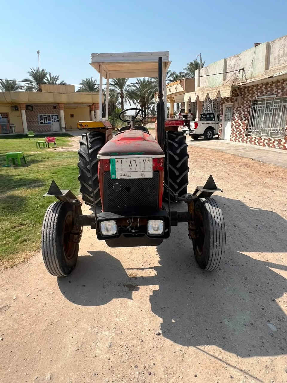سلام عليكم عنتر للبيع موديل 86 رقم سنويه  بابل الماني راعيها بكربلاء ماندله موجود اسمه كامل عنوانه عندي جاهزه من كلشي محرك كير بم اكسل كفاله تيارات جدد نضاف كهربائيات كامله من كلشي سلف باتري جديد شحن اضويه كامله ثكال امامي تخم جاملقات مال شركه جدد مكينه جاهزه سعر 4500 بيها مجال لعنوان الحله لنيل يم جسر كيش 

*********** بيه وتساب
