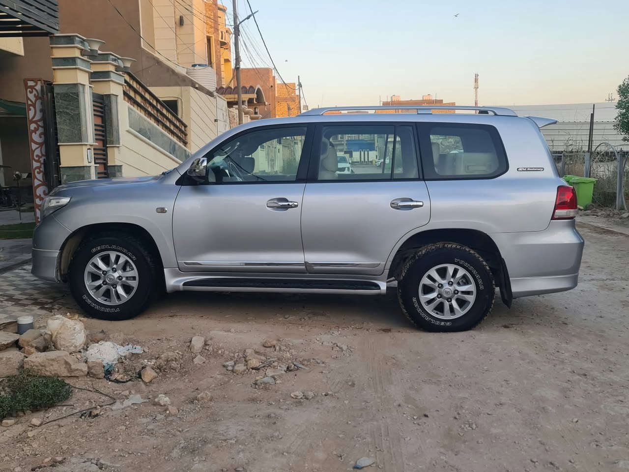 لاندكروز ستينيه ٢٠١١
محرك ٦ سلندر ٤٠٠٠
اللون سلفر
مكفوله من الصبغ والحادث عدا الدعاميات صبغ
ماشيه ١٣٧
تخم تاير جديد +باتري جديد
حداديه جديده
محرك كير كفاله
مكانها ديوانيه
السعر ٢٨٥ وبيها مجال
***********
