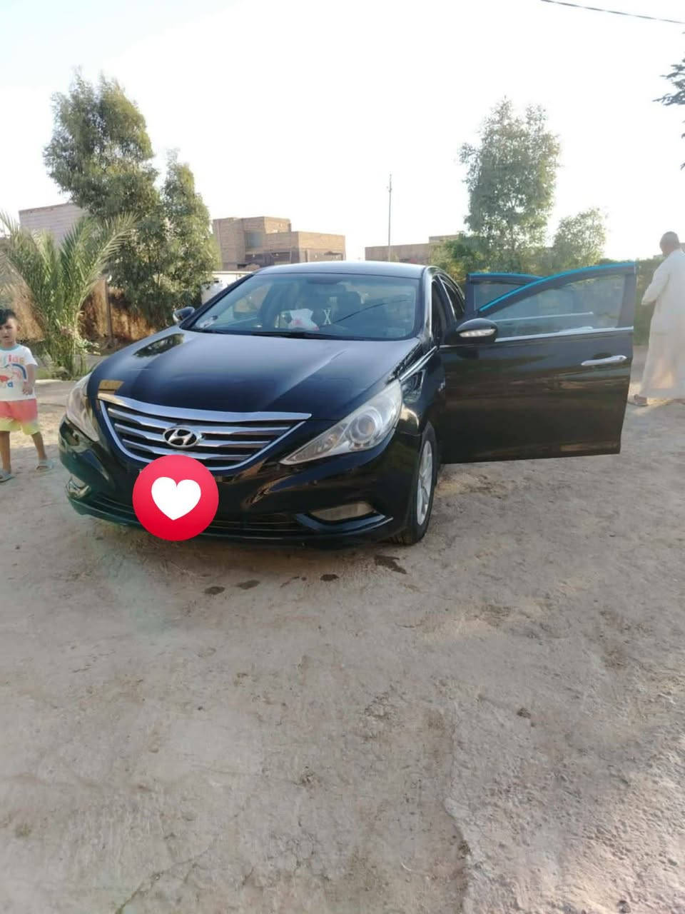 السلام عليكم 
للبيع او امراوس ابسوناته حديثه 26/25/24او انطي فرق 

سوناته موديل 14 
فول مواصفات من عده الفتحه 

✅ المواصفات بصمه 
✅ شاشه كبيره
✅ لايتات زنون 
✅ شفتات استيرن 
❄ التبريد ثلج 
✅ او بيه مواصفات اهواي ما اكدر اذكرهن 

✅رقم مثنى
 
🔴 الحادث البنيد امبدل او الجاملغ مصبوغ 
بدون شواصي او الغود كفاله 
 
  السعر 87  

مكان النجف 
او هاذه رقمي ***********
او اي استفسار خاص
