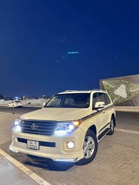 لاندكروز GXR • ٢٠١٣ • رقم بصره