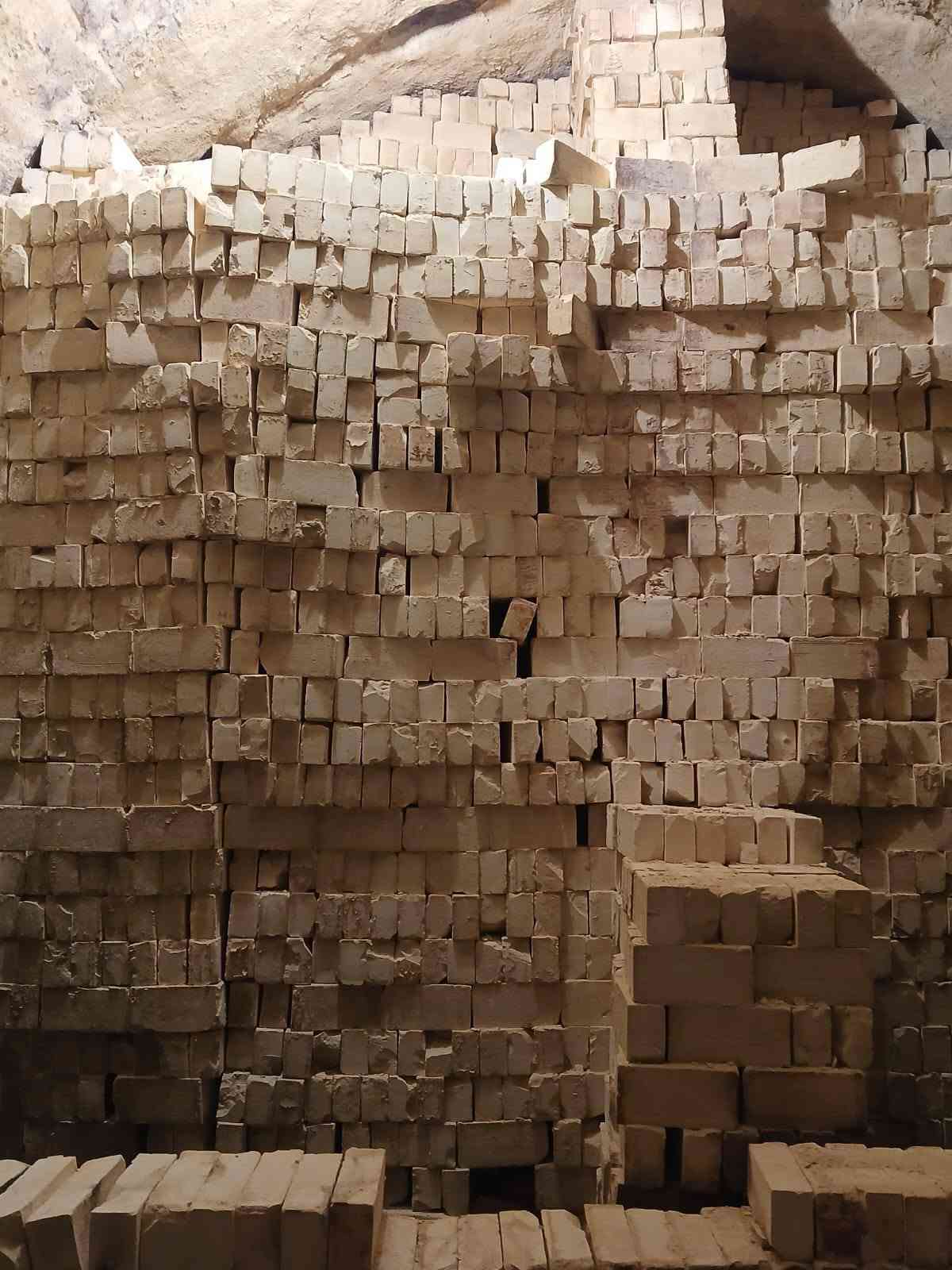 بسم لله الرحمن الرحيم    الى  الزبائن  الكرام  نقدم لكم  تجهيز طابوق الطيب  عدد السكس  8000الف طابوكه وزيادة 650  / وعدد التك 4000الف  وزيادة 300 الطابوق المتوفر
انجكتر ✅ بيرنه ✅ درجه اولى ✅ ويوجد كسر درجه اولى 
لكافة انحاء البصره. والعماره   [] حسب الطلب ***********
للاستفسار  والاتصال مع واتساب [] او  مراسلة الصفحه ////         متواجدين 24 وعشرين ساعه[] لمكان ميسان [] *********** [] انواع الطابوق وكلمن وسعره
بسم لله الرحمن الرحيم    الى  الزبائن  الكرام  نقدم لكم  تجهيز طابوق الطيب  عدد السكس  8000الف طابوكه وزيادة 650  / وعدد التك 4000الف  وزيادة 300 الطابوق المتوفر

نص مكتوب في الصور:
- الآن 365Scores فخ الخمول بعد الإفطار.. 4 حيل بسيطة تبقيك نشيطًا بعد الأكل 😴💪