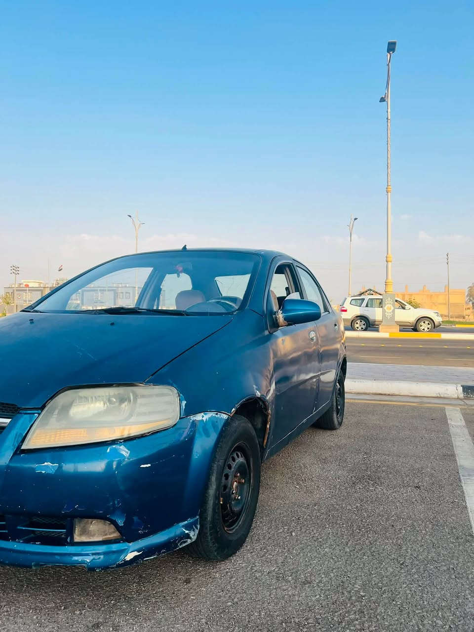 السلام عليكم افيو 2006 گير عادي سنويه لل28    *********** واتسب
كير ومحرك خير من الله الحداديه زينه ضربه قريه ما بيهه بس الكشر شوف العين السعر 33 وبيهه مجال
