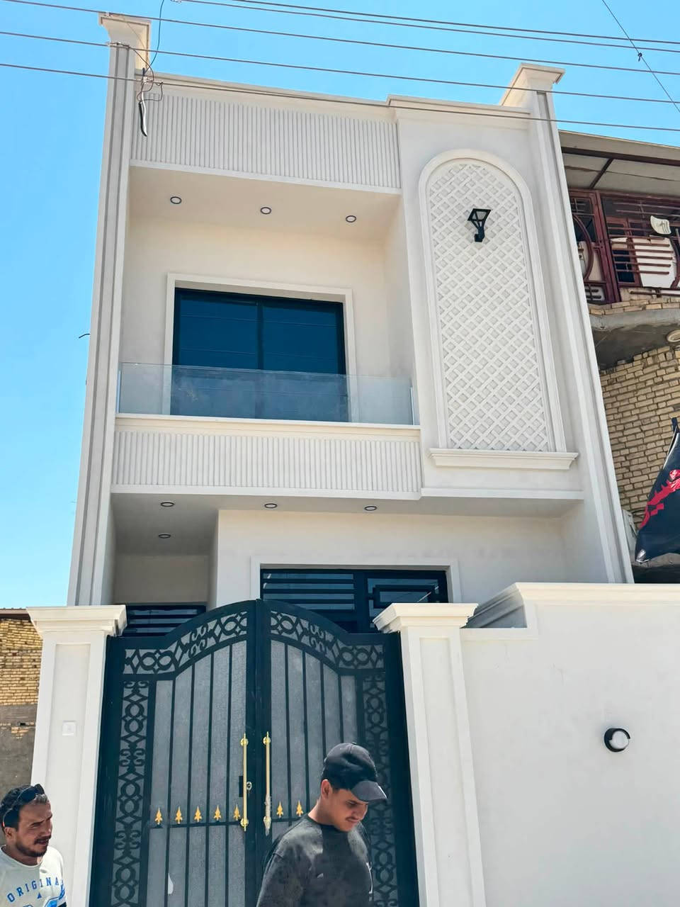 دار للبيع 100 م 5*20طابو
الجمعيات خلف محطه الوقود ثاني شارع15 المدرسه

بناء حديث الدارغير مسكون

بناء طابق ونص

***********
