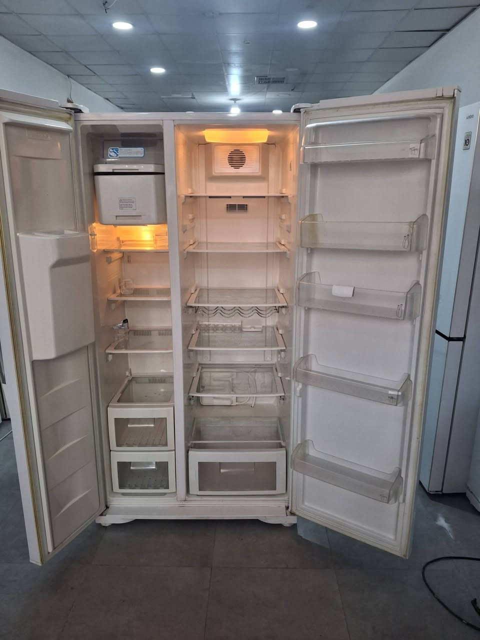 ثلاجة بابين • بيكو • ٢٨قدم