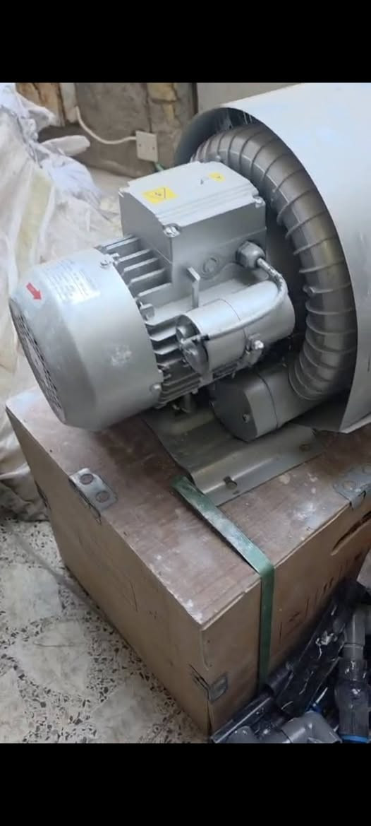 السلام عليكم مضخة هواء من شركه Vortex Blower اصليه
عندي قطعتين بعدهن بالباكيت للاستفسار ***********
