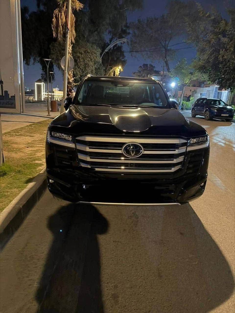 السلام عليكم 

البيع لاندكروز هايبرد  25  زيرو اسود ساز SAS
vx.s لمتدد هايبرد
ماشيه ١٠ الف 
رقمي

‭***********‬
