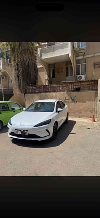 بي وايدي سيل فايف مديل 2025 سياره بيها اقل شبر هيج أصبع بارد مكان بغدا...