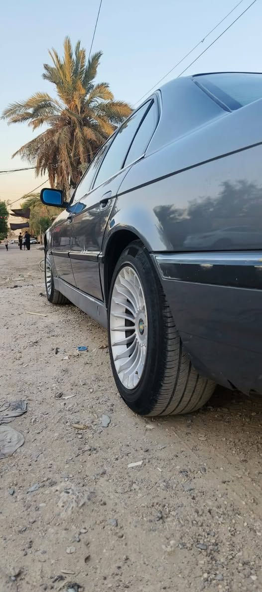 ‏BMW E38 735i/1997✈️
‏محࢪك جديد 44 هوى 

‏كيࢪ 🐊 جديد🚀

‏معدل 220رون3.5 رون ناصي

تبــــــــــــريد ثلــــــــــج ❄

تــــــــــــدفئه شغـــــــاله 🔥

‏منظومة زينون ناصي 
منظومة ABS شغال💯

‏عال

‏سوارات ابيض

‏ريمونت بلادي  وشغال💯

‏تحـــكم ستيرن بالكامل شغال💯

‏سستم صوت بالكامل مضخم 🔊

‏كشـــــــــــنات كهربائـــــــــــيّ 💯

‏صنــــــــدوق شفـــــــــــــــــــط💯

‏رقم بغداد  دولي تحويل مباشر 💯 
سنويه لل2030

 ‏جاهزه ع اخر حبايه💯

‏تخم ويل البينا تو سايز
جديد وتخم تاير جديد2025

‏صبغ عام لجماليه 

‏بغداد كمب ساره 
‏‪***********
***********

‏الســــــــــــــــــــــــعر 75 وخادم لشراي  

 السياره مكلف بالنشر

