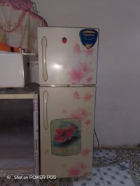 ثلاجة • جديدة • شغالة