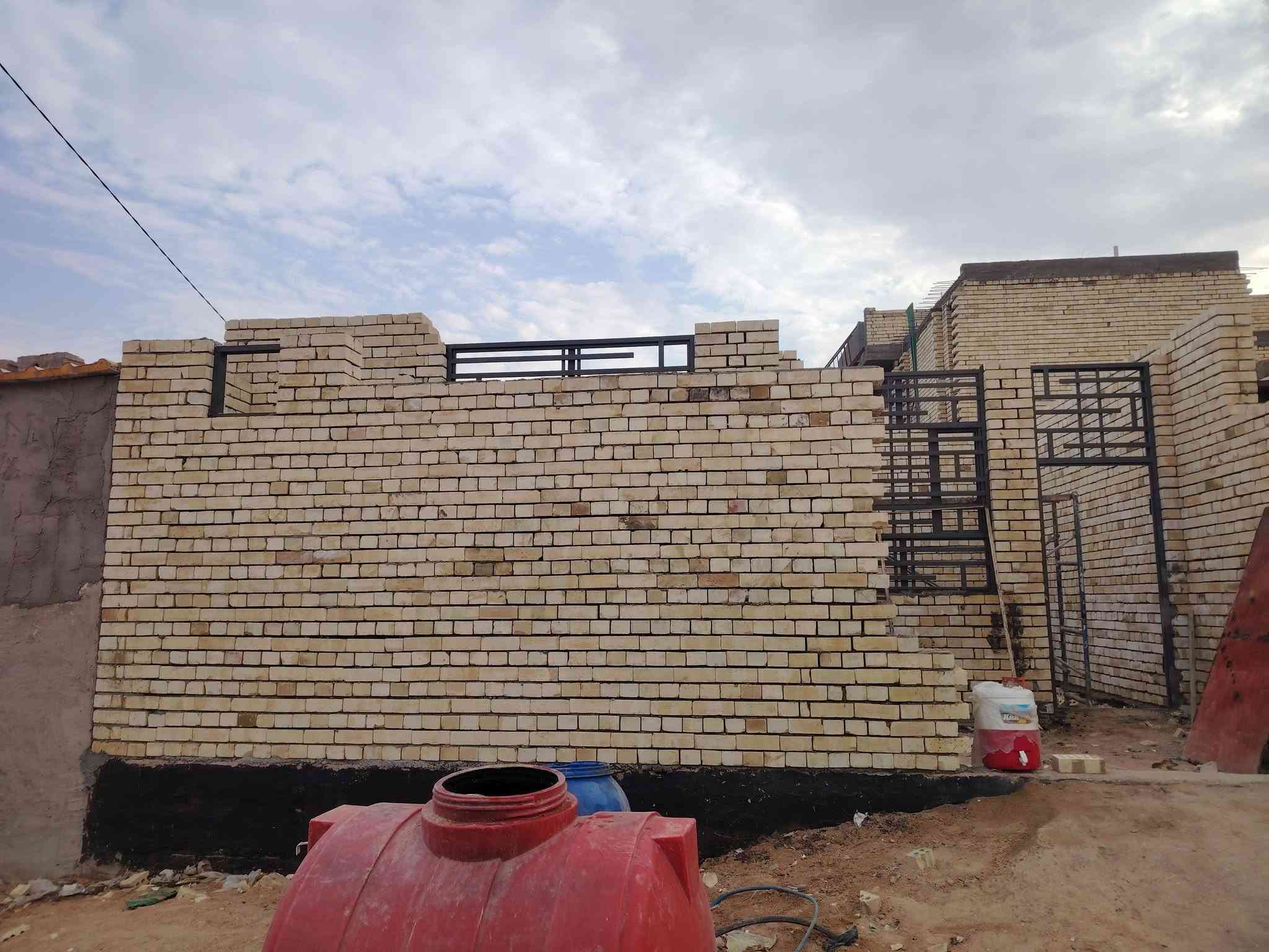 بناء متفرغ • طابوغ وبلوك فرمستون • مهندس ومصداقية