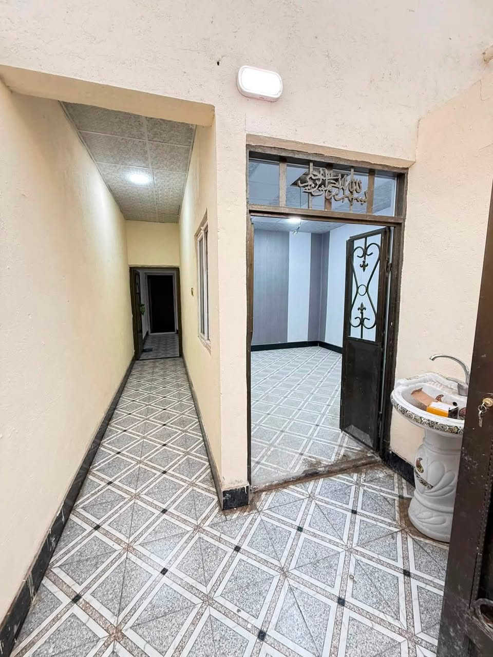 _✅مكتب الجنابي للعقار2✅

دارللبيع زراعي مشمول بقرار 320مال التطويب 

يحتوي على غرفه نوم استقبال مطبغ صاله مجمع صحيات 

المساحه 90متر 

السعر22مليون 

الموقع النجف الاشرف كوفه شارع المطار السايدين الجديد فرع اسواق فدك 

☎️***********
