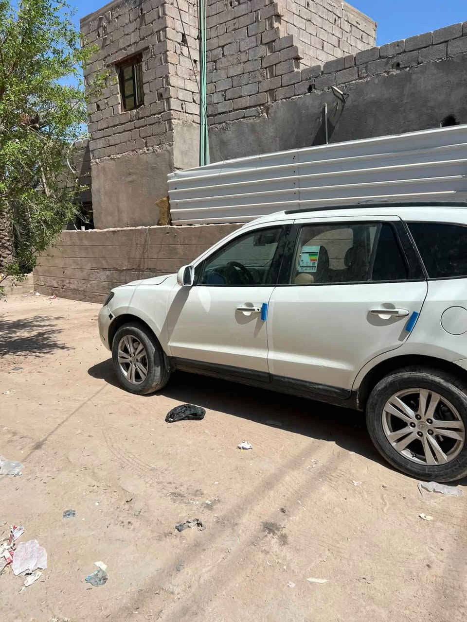 السلام عليكم للبيع سنتافي 2008. 6 سلندر صبغ عام تخم تاير تبريد حدادايه فول مواصفات تنته كشنات جلد تحكم السعر 75وبيها مجال 
مكان بصرة أبي الخصيب ***********
