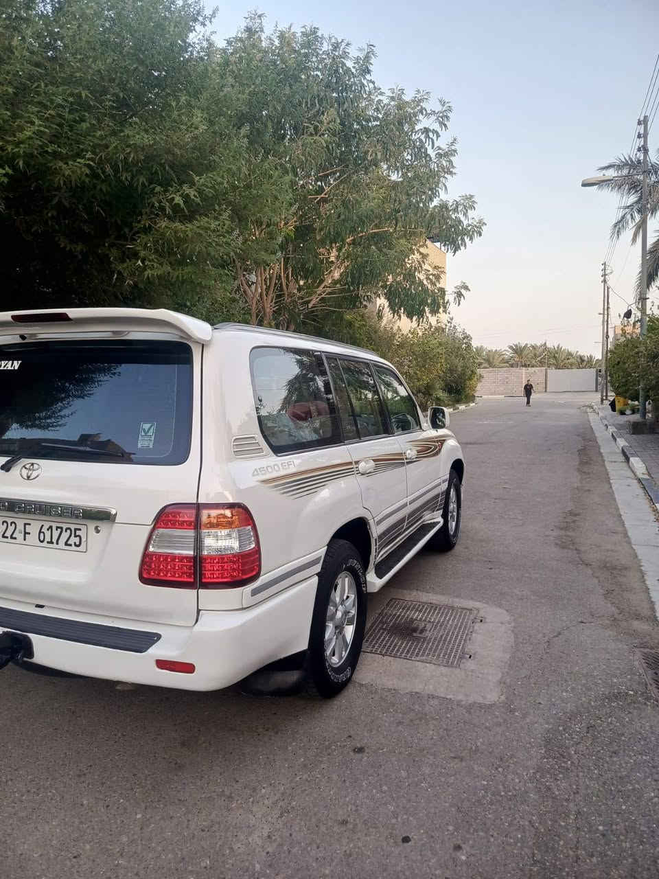 سلام عليكم لاندكروز مونيكا موديل الفين  محرك ٦ سلندر  جديده مابيها نقص برقي  تبريد ٣ قطع ثلاجه  كير محرك مكفول تخم تاير رقم اربيل ابسمنا تحويل ثاني يوم  الاستفسار ع هذا الرقم ***********
