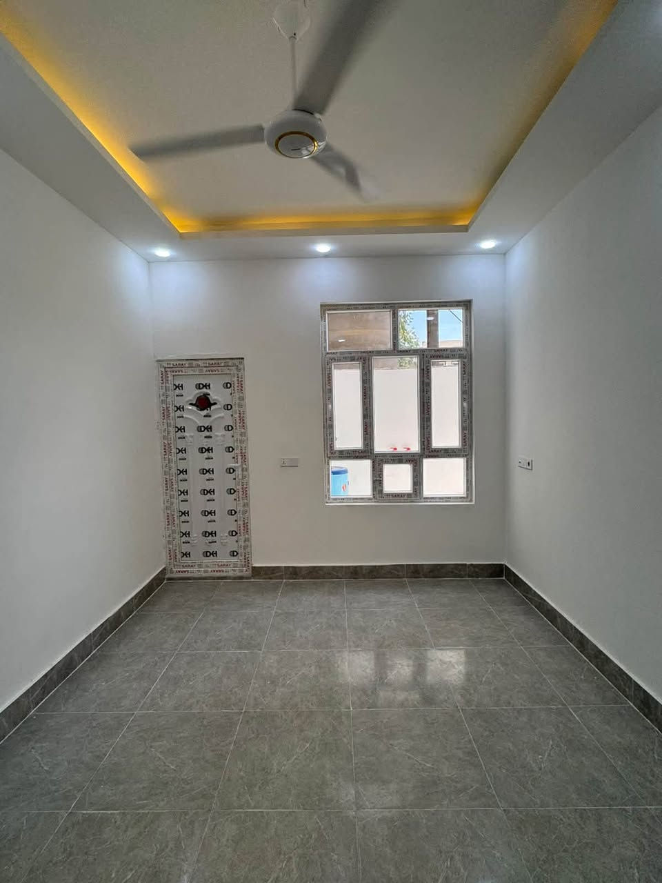 السلام عليكم ***********☎️
🔴متاح بيت 🏠 للبيع المساحة150متر ⚫️

🔵بناء حديث طابق واحد شغل درجه اولى نقوش مغربيًا🟢

🟣 🟤

🟡استقبال مطبخ صاله غرفتين نوم نوم مجموعة صحيات ⚪️

🟤الطابق الثاني بيتونه على عرض صاله سطحين ⚫️⚫️

***********📞

          🟥➰موقع دور الزراعة الثالثه ➿🟥

    

🔺لاستفسار الرقم 🔺***********
