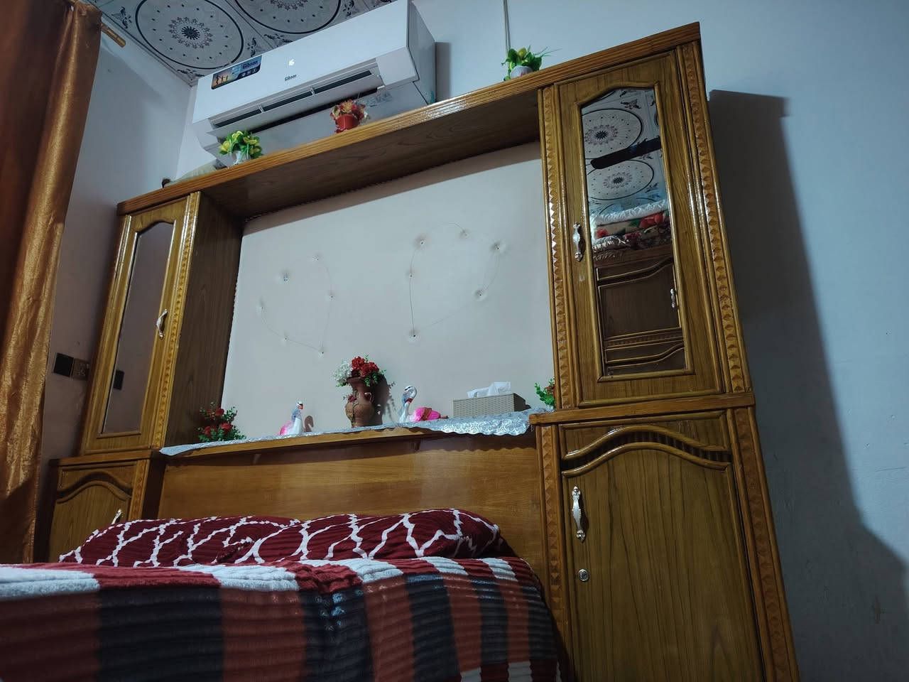 غرفه تسكام طابقين درجه اولئ جديده مابيه كل كسر لاستفسار ***********
