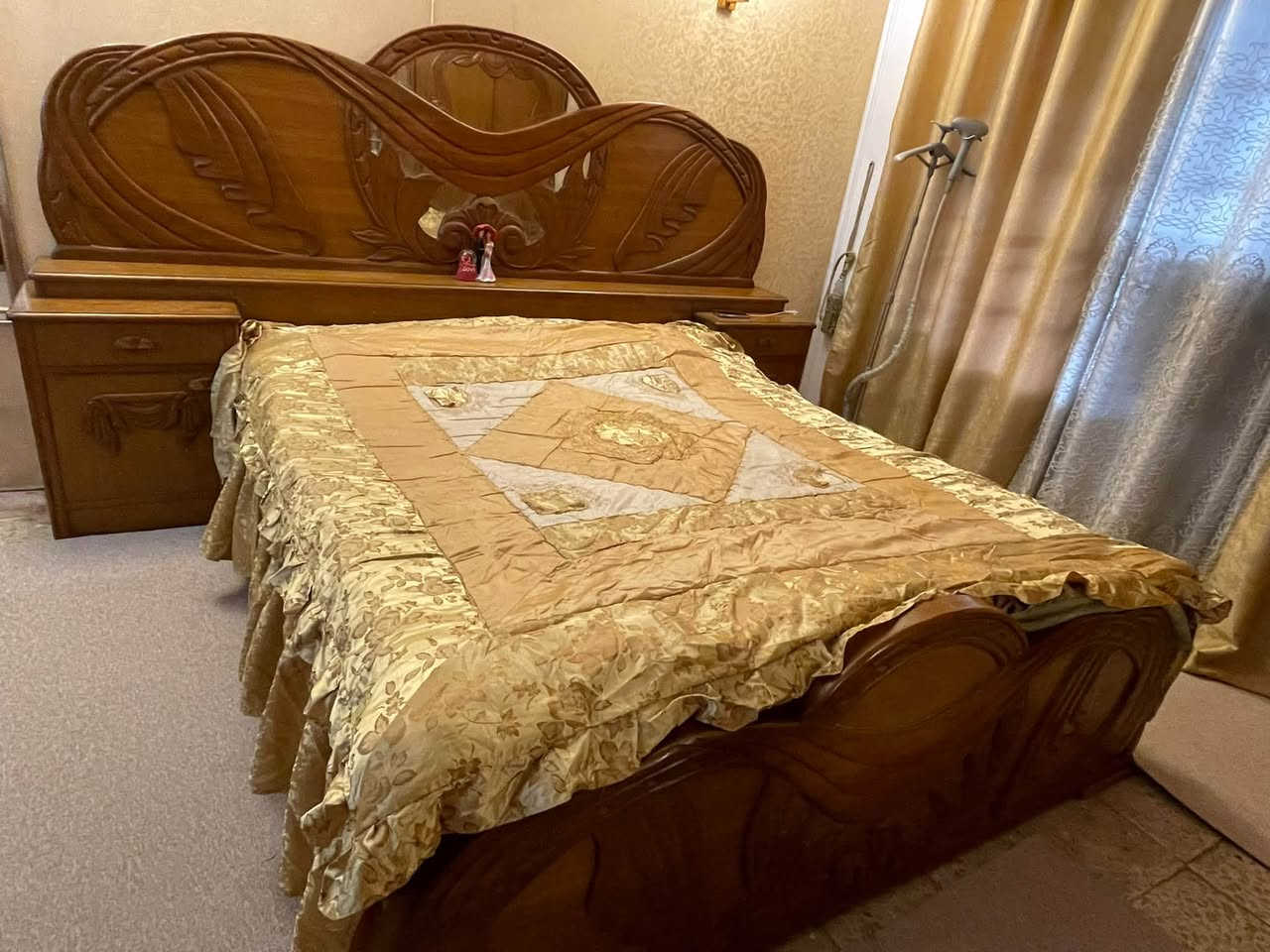 للبيع غرفة نوم صاج درجة أولى ✨
نظيفة جداً وحالتها ممتازة، استخدام نظيف ومحافظ عليها 👌🏻
التصميم أنيق  🛏️🤍
السعر مناسب 1,250,000 مليون وربع للجادين فقط.
للاستفسار والتفاصيل مراسلة خاص *********** العنوان بغداد الغزاليه �
