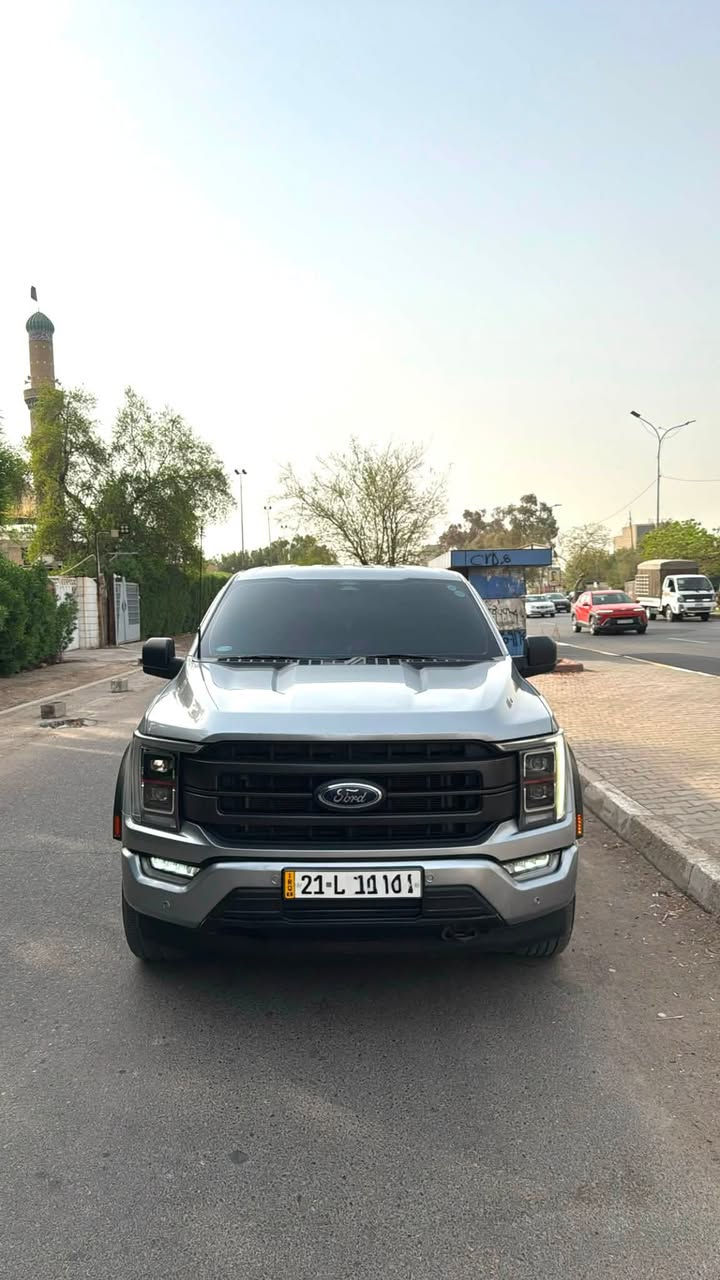 سلام عليكم للبيع 🔥 Ford F-150LARIAT 2023 – 🔥

🚘 الموديل: F-150 2023LARIAT
⚙️ المحرك: 5.0 V8
🔄 گير: أوتوماتيك طياره عشر نمر 
🛞 دبل 4×4

✨ المواصفات:فول عد البنوراما
• جلد فاخر
• كراسي أمامية كهربائية + ذاكرة
• تبريد وتسخين المقاعد
• تسخين الستيرن
• شاشة كبيرة 12 إنچ
• Apple CarPlay + Android Auto
• كاميرا 360°
• حساسات أمامية وخلفية
• مراقبة النقطة العمياء
• رادار + مثبت سرعة متكيف
• تحذير مغادرة المسار
• فرملة طوارئ أوتوماتيكية
• تشغيل عن بُعد
• دخول وتشغيل بدون مفتاح
• شحن لاسلكي
• إضاءة LED كاملة
• مرايا كهربائية قابلة للطي
• فتحة خلفية كهربائية
• نظام صوت B&O
• شاشة معلومات رقمية
• دفع رباعي 4×4
• ويل 20 إنچ
• كاميرا خلفية
• حساسات مطر
• إضاءة داخلية Ambient
.بصمات بل ابواب 
.هوك خلفي 

رقم سليمانيه بسمي وكاله او تحويل 
بيه باج تضليل 80‎%‎ 
ماشيه 55الف 

السياره وارد كندي كلين حادثه فقط  سرقه مري جانبيه 
مكانه بغداد شارع فلسطين 
السعر 370$او بيه مجال نشاءالله 
***********
