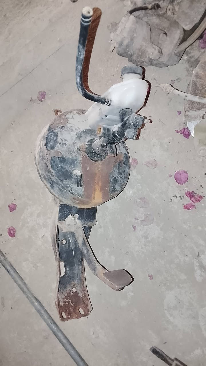 سلام عليكم غراض سياره بريجو كيا اسيا لبيع كير جديد سطاب اكسن زوج جديد عصه مال كير كامله تخم كلوبات بريجو شوته مال كيا اسيا تخم جام اسيا وتخم جام كيه شتريت غراض كيا اسيا بريجو موجود مكاني بابل الهاشميه شراي ينتصل عل رقم ***********
