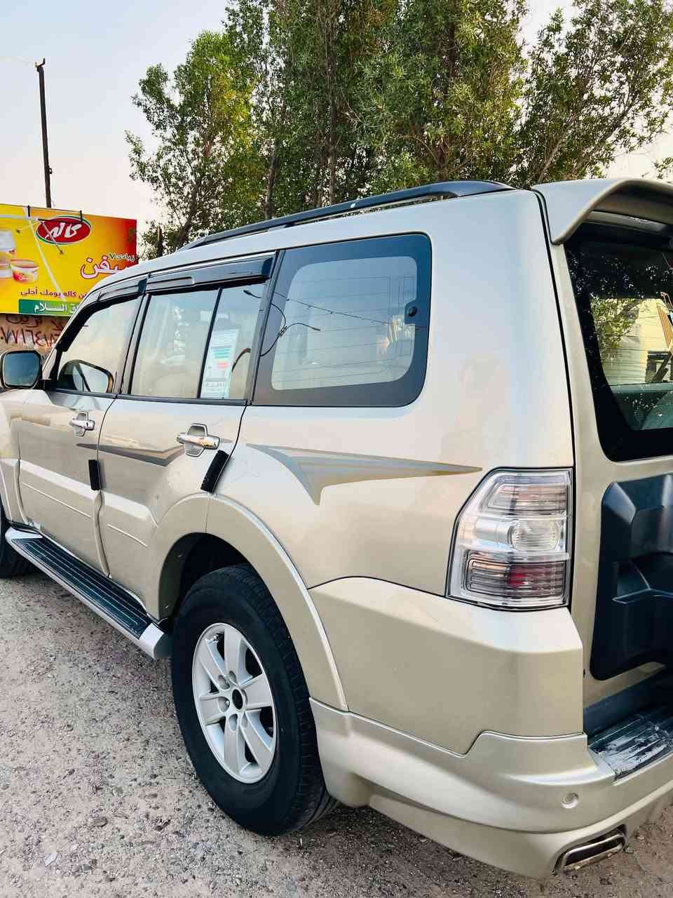 باجيرو موديل 2008 بغداد بأسمي رقم دولي مكينه وكير واكسل وتخم تاير كفاله تبريد ثلاثة قطع مكينه جاهز من كلشي للبيع مكانه بغداد المحموديه سعره 93 ورقه وبيه مجال اتصال ***********
