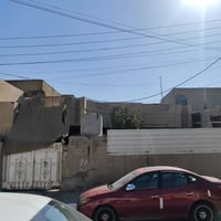 بيت للبيع مساحه 210متر طابق واحد  الموقع بغداد الحسينيه الراشديه بدايه...