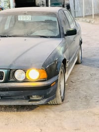 بي ام 525 • موديل ٩٤ • بلاديه