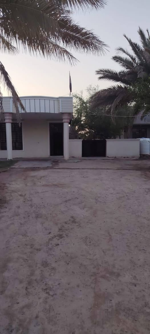 🏡 للبيع دارين سكنيتين خلف جامعة بابل
متوفر دارين للبيع، ويمكن بيع دار واحدة أو الدارين معًا حسب الرغبة.

📐 المساحة الكلية: 3000 متر مربع
💧 ماء إسالة
⚡ كهرباء وطنية
🔌 خط مولدة
📄 طابو زراعي – سند 25
🔄 تحويل مباشر
📑 فاتح بيان

📍 الموقع: خلف جامعة بابل – ناحية إبراهيم الخليل (ع)

للاستفسار والتواصل: 📞 ***********
📞 ***********

للجادين فقط، اتصال أو مراسلة الصفحة.
