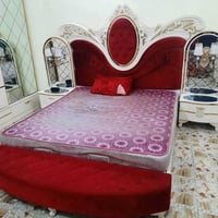 غرفه تركي للبيع استعمال قليل الغرفه مكونه من ٩ قطع السعر ٧٠٠ وبيها مجا...