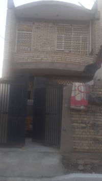 طابق ونص • بحاجة كاشي • ١٠٠م