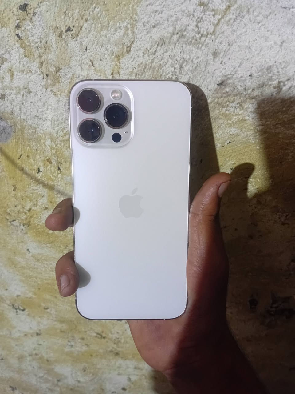 جهاز ايفون للبيع***********
