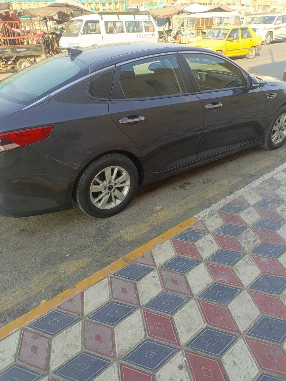 اوبتما موديل 17 أمريكي ضرره جاملغ أمامي فقط رقم بغداد مشروع وطني سياره جاهزه ما تخسر عليه أي شي السعر خاص خابرني ***********
