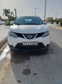 نيسان روج • ٢٠١٨ • تبديل باب