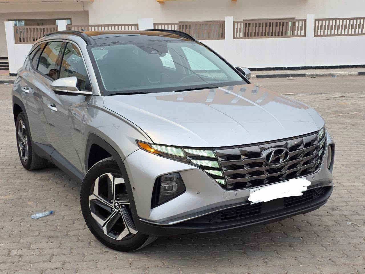 توسان مديل 2023 فول مواصفات وارد امريكي ضربتها جاملغ ودعاميه وبنيد بي بارد والباقي كفااله جاهزه من كلشي تبريد مكينه حداديه سياره جاهزه على اخر حبايه للاستفسار على هذا الرقم ***********
