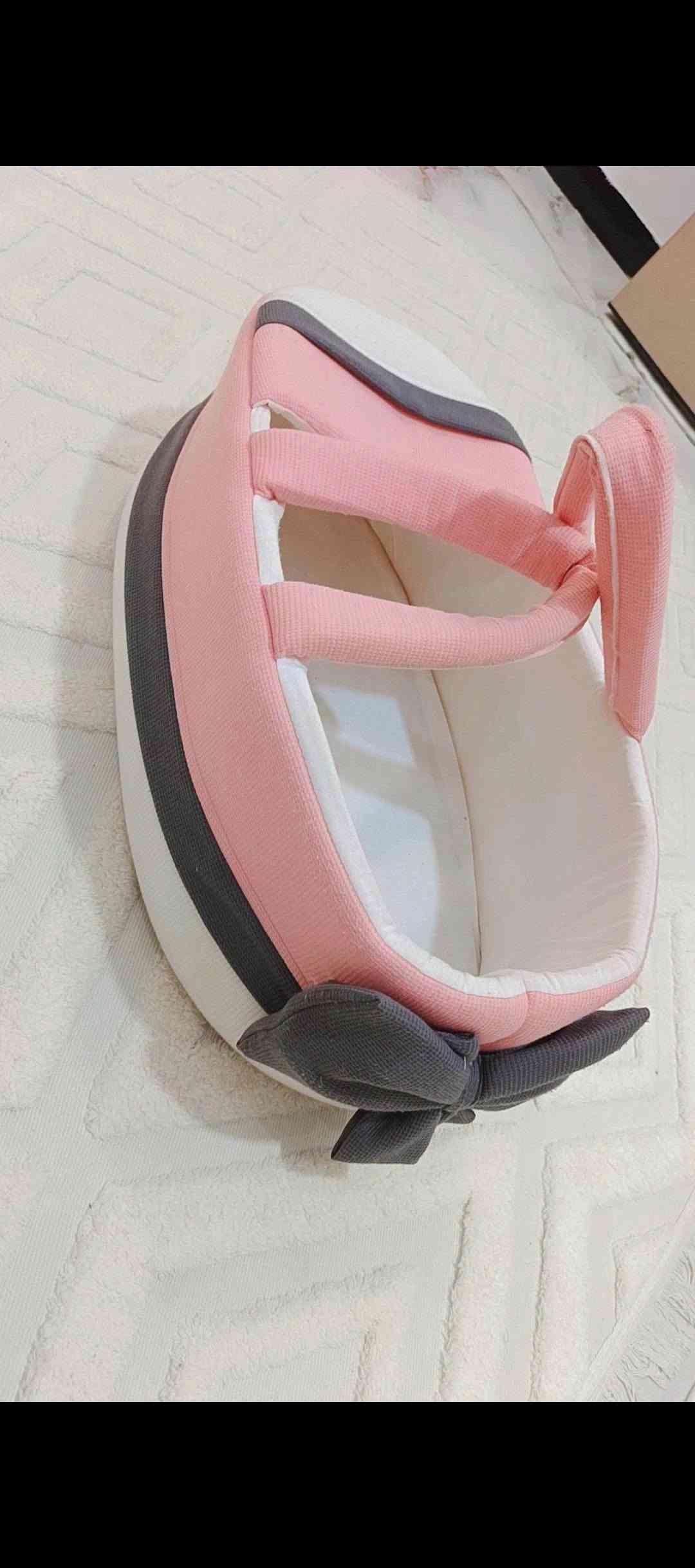 غراض طفل للبيع عندي توصيل
