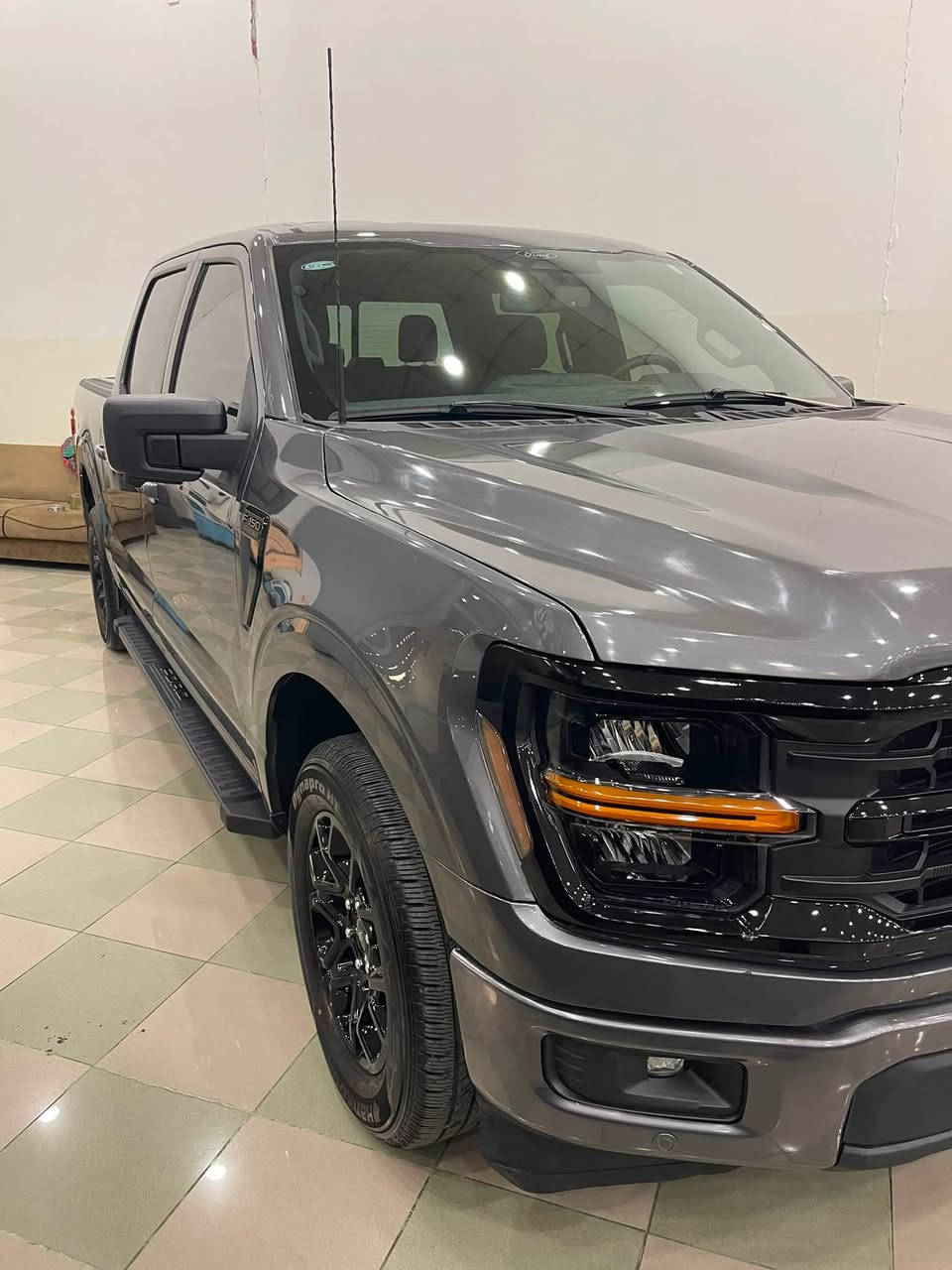 Ford f150
موديل 2024
نصّ بونيد صبغ 
6000مايل ماشى 
مكينه 2.7/تو ويل 
مكان أربيل 
موبايل /***********/
***********
سعر/320$
