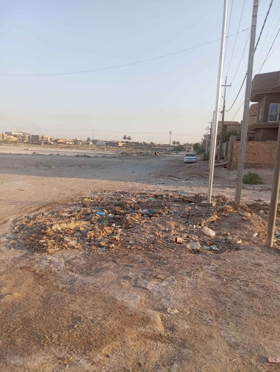 يوجد قطعة طابو صرف
المساحة 100متر 
شارع 80 محيزم 4 ورة المدارس 
عل شارع الرئيسي عريض 
للاستفسار مراجعة مكتب الشارقة للعقار مقابل مسجد الرحمن الاتصال اوعبر المراسلة ***********
