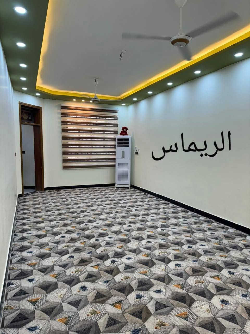 أعلان رقم (١١٠١)
(تابع الصفحة وكن معنا) 

🌺اللهم صل على محمد وال محمد 🌺
👈عرض اليوم لدى مكتبنا 👉
-----------.
بيت طابو بستنه إقرار محكمة بناء حديث وبناء ممتاز  مقابل تربيه المثنى ومجاور ملعب السماوة الاولمبي 
قريب جدآ الى شارع بغداد الرئسيي .
.............
المساحة / ٤٥٠ م واجهة (١٥م)
يحتوي على طابقين 
🌹الاول 
(البراني ٩م/غرفتين ٤*٥/ وصاله و٦*٤/
مطبخ ٤م و٣٠سم
صحيات داخليه و خارجيه / ومناور /حديقه ١٤٠ م وكراج عرض ٤متر وطول ١٤)
............
🌹 الثاني
(غرفتين وصاله و صحيات )
...............
 👈 السعر/ ١٦٠ 
ــــــــــــــــــــــــــــــ

عمولة المكتب من السعر الكلي 
١% من البائع
١%من المشتري 

للاطلاع على عروضنا باستمرار اضغط على االرابط ادناه وكن ز👈⭐بون مقرب👇 وادعوا اصدقائك  https://www.facebook.com/share/QyfeNk5moeNRhhwa/?mibextid
الاتصال على الارقام التاليه 
***********
***********
🌹عنوان المكتب 🌹شارع بغداد مجاور ملعب السماوة الاولمبي و قرب مدرسة اوروك ومشتل النخيل وشركة (كي دي دي)
