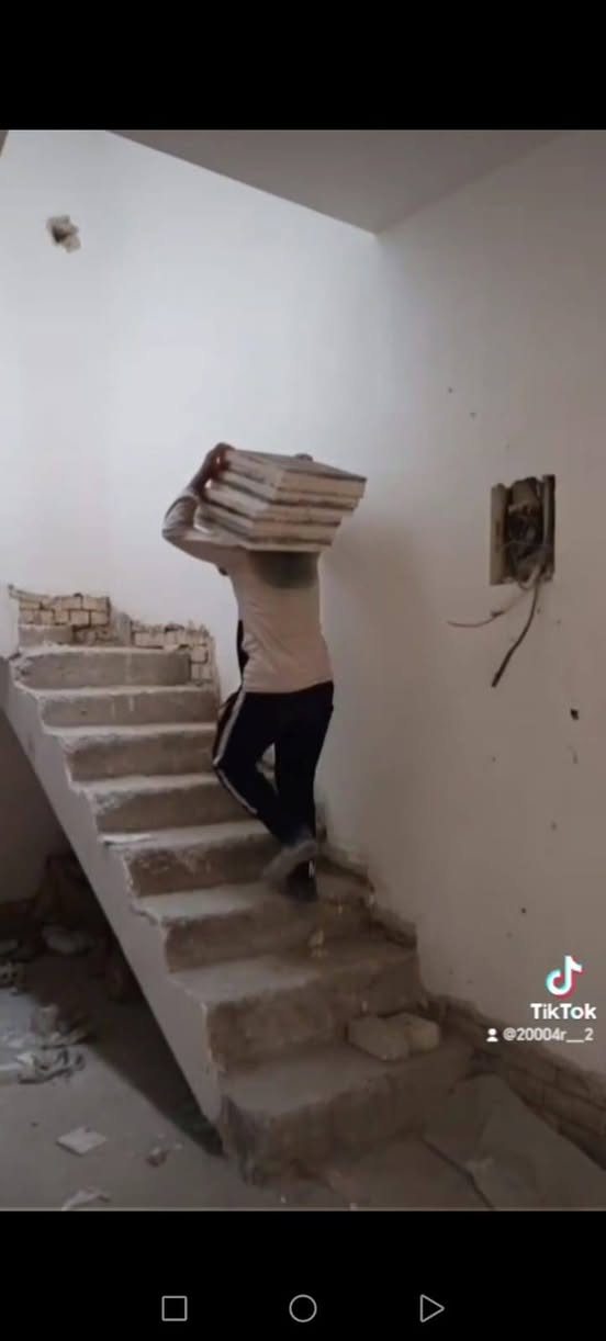 سلام عليكم اخوان كادر ابو حسن التصعيد كافت  المواد البناء نشتغل عل ضهر دخل بغداد تصل  ***********

نص مكتوب في الصور:
- TikTok
- @20004r__2