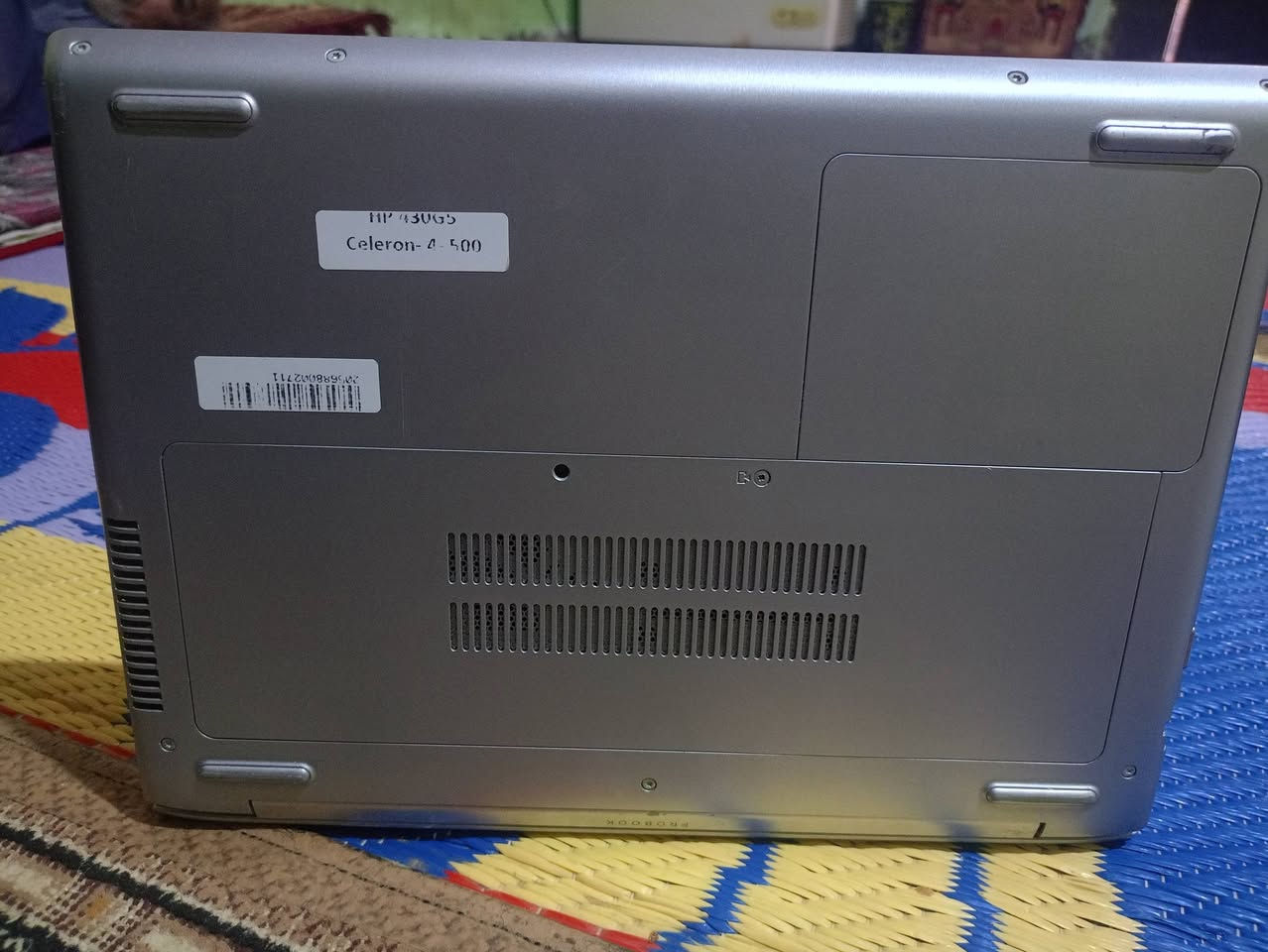 حاسبة نضيفة استخدام شخصي 
النوع: hp 
مع كيبل شحن 

العنوان: السماوة
 يوجد: خدمة توصيل 

تواصل باقي التفاصيل خاص او ع الرقم ***********

السعر: 225 ألف دينار
