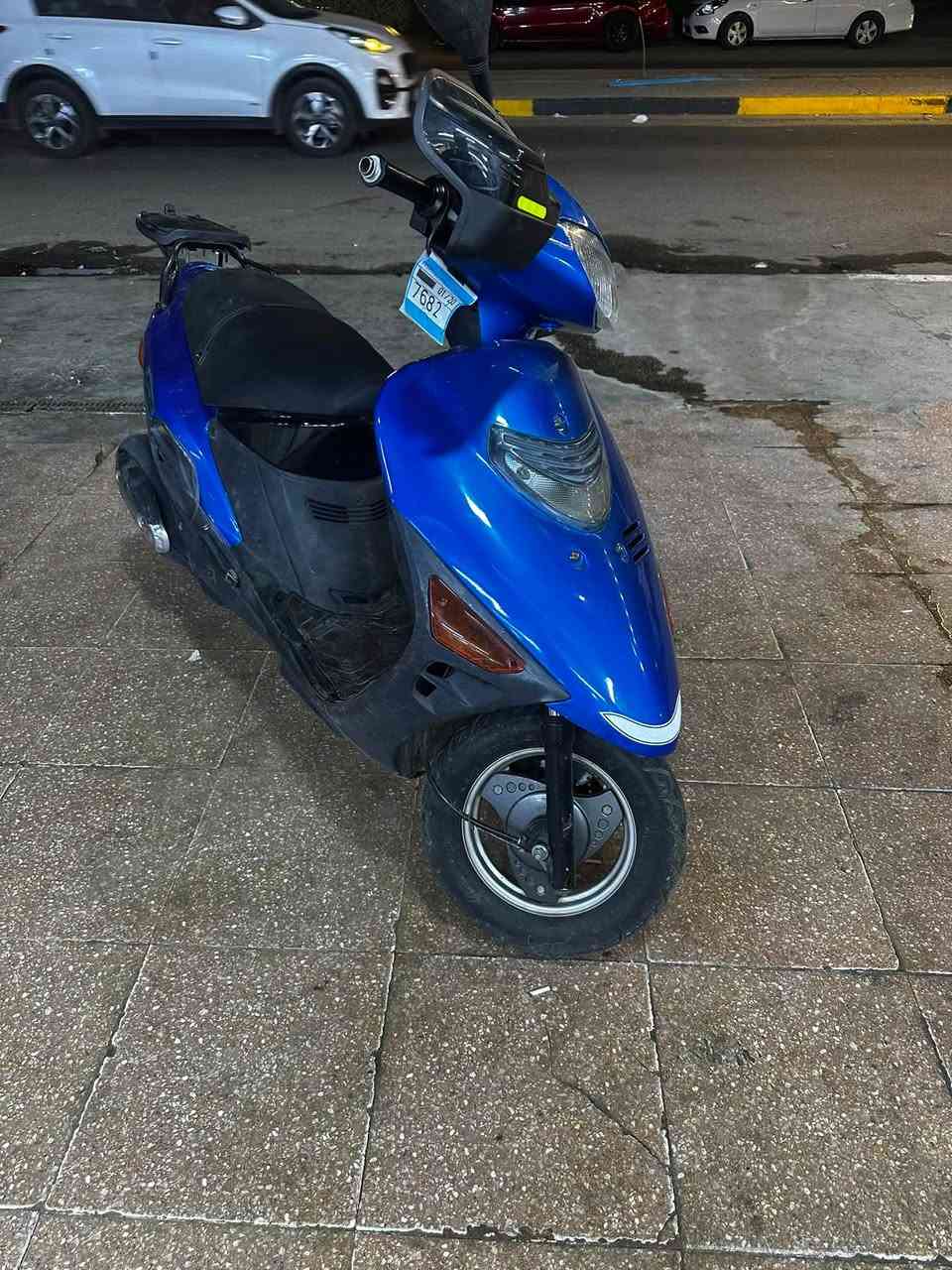 دراجه فك ستار مابيه اي نقص محرك 150 
نكره سلف 
مكانه بغداد السيديه 

550 بيه مجال. 
خابر ودلل 

‭***********‬
