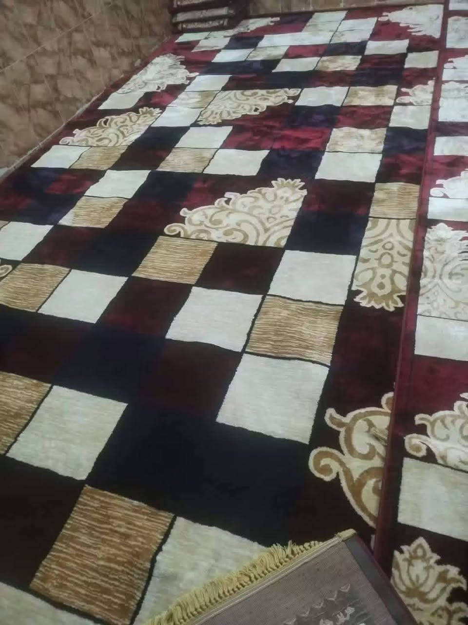 فرشة تركي  حرير قياس 3*6 مع مدات عدد 2 نفس النقشة من النوع الثقيل  الطول 6 متر للمدة الواحدة اخت الجديدة نظافة 100*100 مفروشة مدة شهرين تقريباا
فرشة تركي ثقيل حرير قياس 3*6 مع مدات عدد 2 نفس النقشة من النوع الثقيل  الطول 6 متر للمدة الواحدة اخت الجديدة نظافة 100*100 مفروشة مدة شهرين تقريبا السعر 300 الف 
بغداد نهاية 🔚 حي اور سبع قصور شارع ابو علي 
***********
